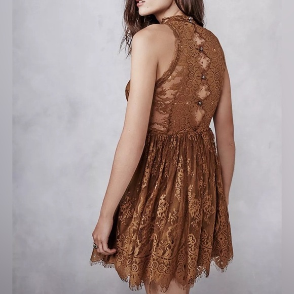 Free People Verushka Mock Neck Sleeveless Lace Floral Mini Dress Women’s Size 8 - Picture 3 of 5